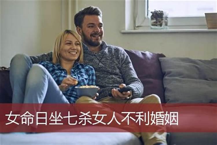 两个母亲一个父亲老人去世后怎么埋藏怎么立卑？