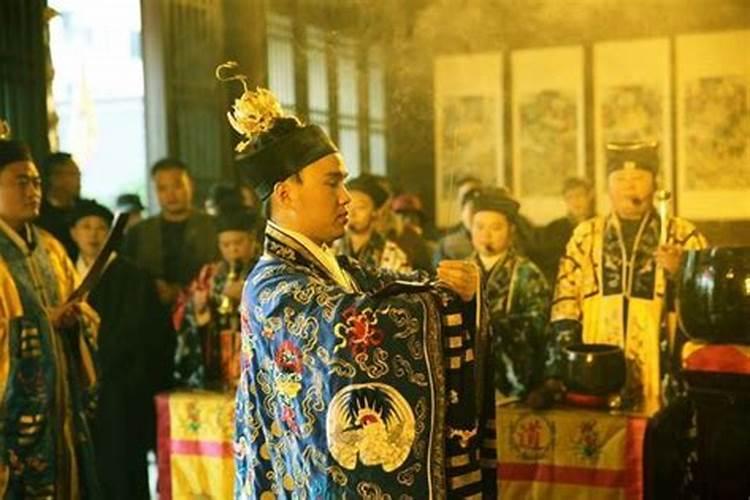 八字合婚怎么看两个人合不合 看男女八字的用神？