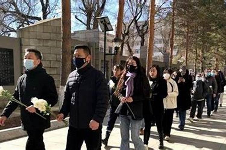 如果做梦梦到自己什么意思