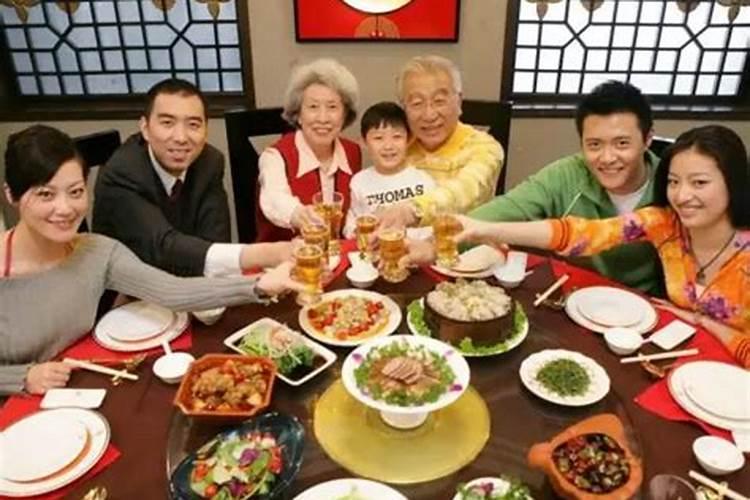 2024年正月初一开门最好时辰正月初一出行哪方大利