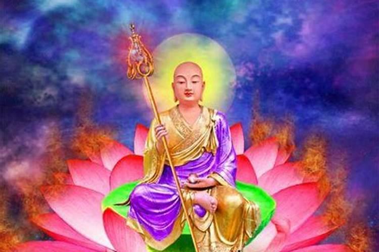 72年属鼠女2025年的运程和每月运势