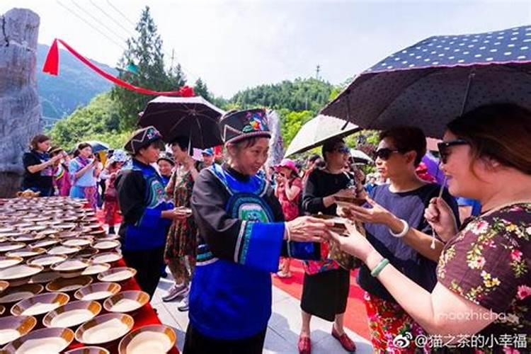 梦见蜗牛爬我身上,拿下来又会有,怎么也摘不完