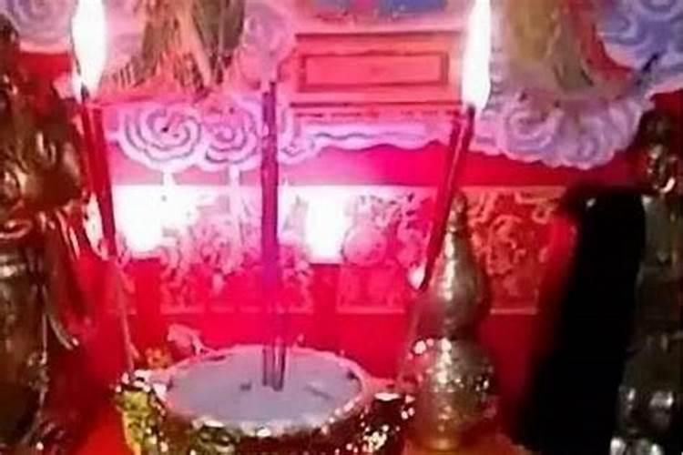 一方结婚了一方单身在一起犯法吗