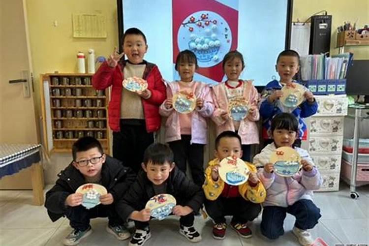 中国的鬼节和外国的万圣节有什么不同点和共同点
