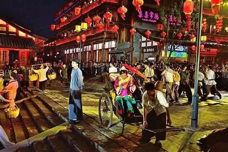 湖南省常德市大年三十习俗,有些什么讲究,是怎么度过的,桌上都上哪些...