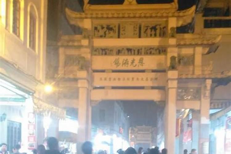 2025年拜太岁的最佳时间和方法
