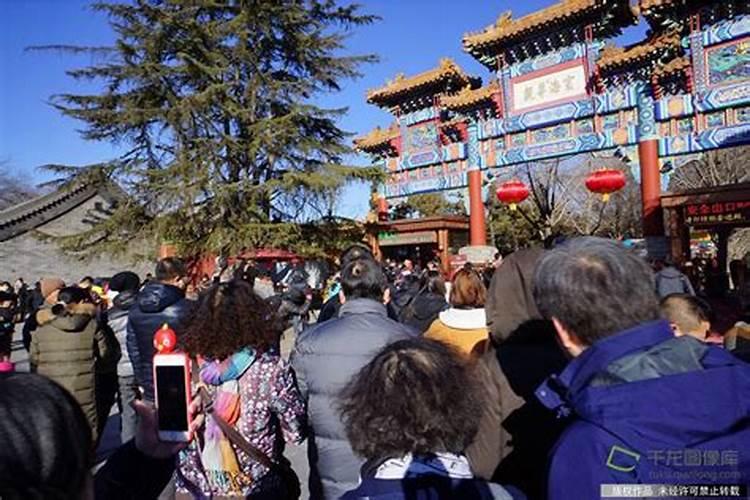 正月初五迎财神有什么说法么？