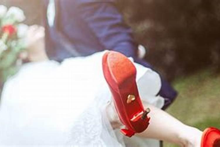 梦见前夫结婚是什么意思 梦见前夫结婚好不好呢