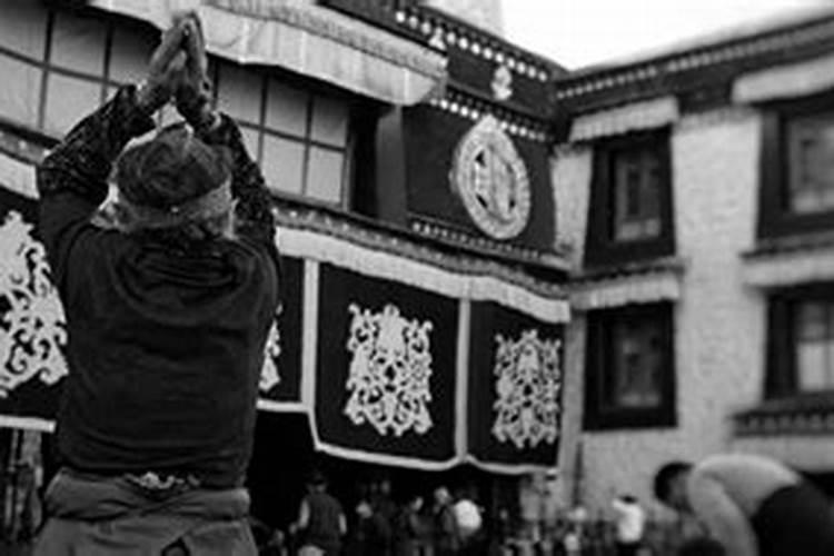 梦见亲叔叔死了的预兆