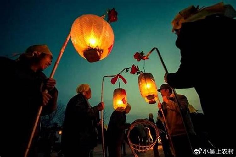中元节在什么地方烧纸 中元节在哪里烧纸