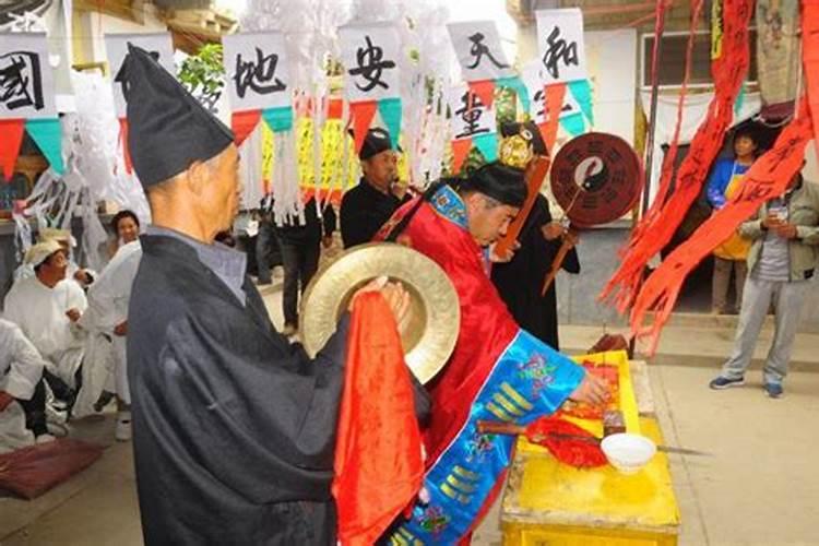 属羊人2025年全年运势详解每月