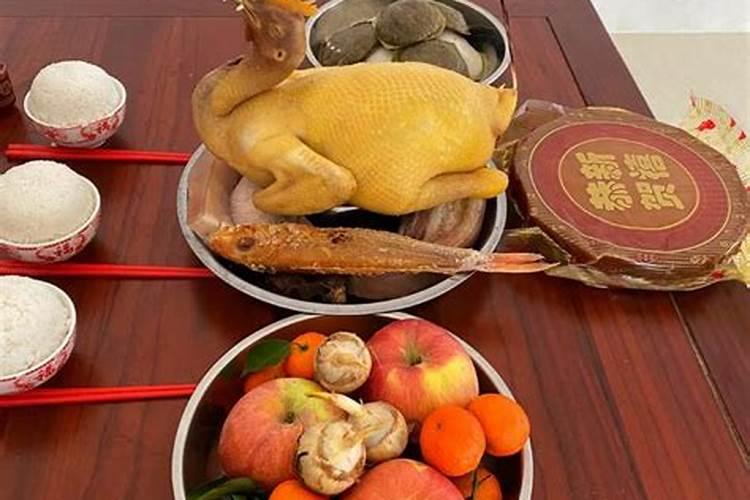 我家老人今年49岁了本命年,请问应该讲究什么？谢谢!