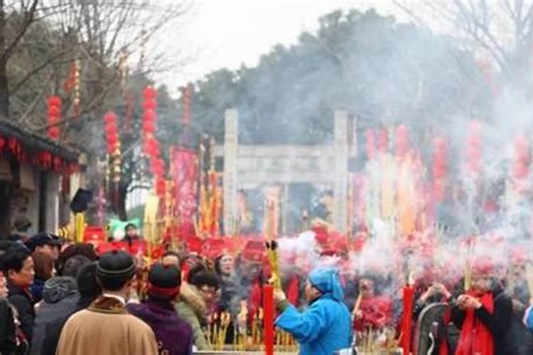 青岛人如何过财神节？生意人财神节这一天该怎么祭拜财神爷爷？农历7月2...
