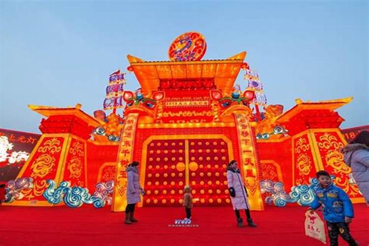 中国按时间排列的十个传统节日是哪十个？