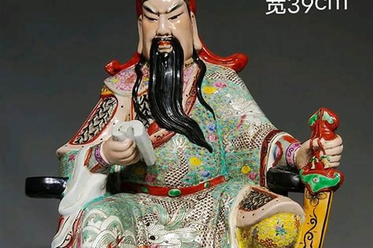 蛇宝宝谷雨出生好不好