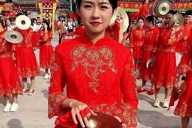 请教潮汕人个关于结婚问题 关于推迟婚期的!