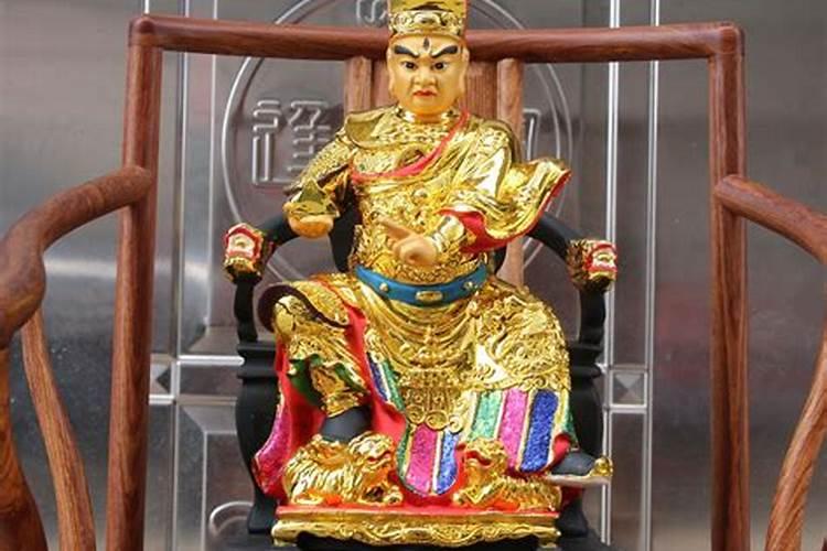 巨富的手相有两条线 手掌中多财库的人大富大贵？