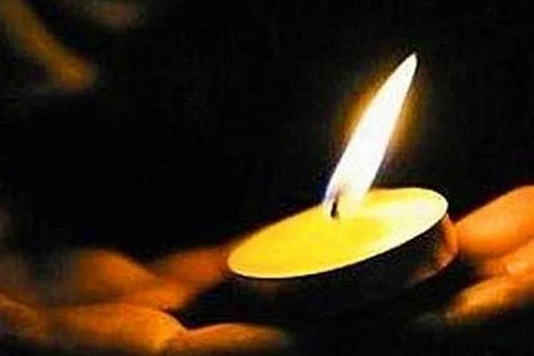 梦见死去的人没有死还活着什么预兆