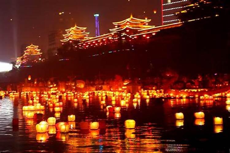 梦见发大水代表什么意思？梦见洪水是好还是坏？
