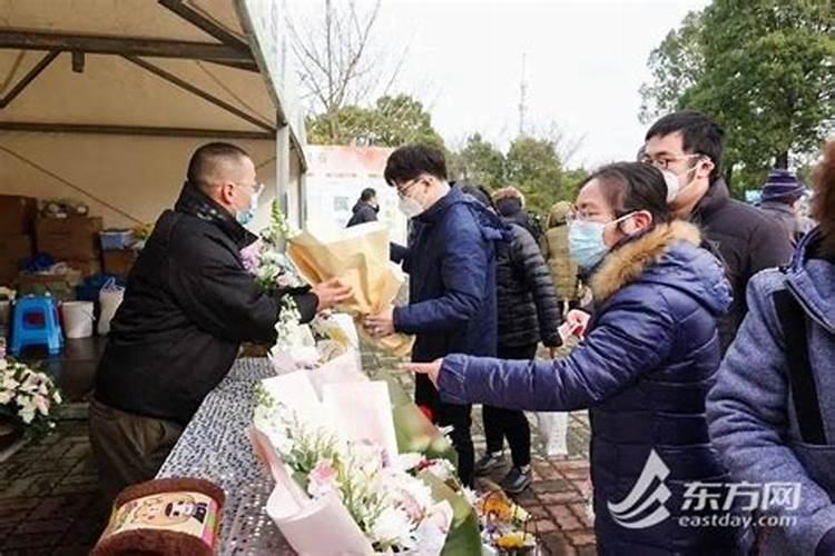 狮子男对女生穿着要求