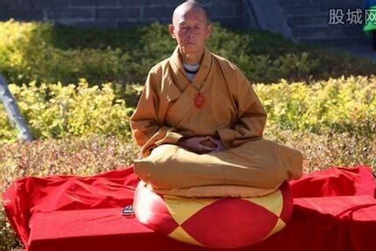 梦见弟弟在河里游泳的预兆