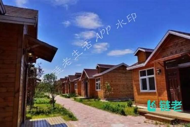 梦见回老房子住什么意思？