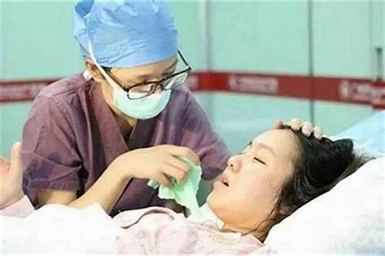 有人说女孩子27岁之后就很难嫁,为什么？