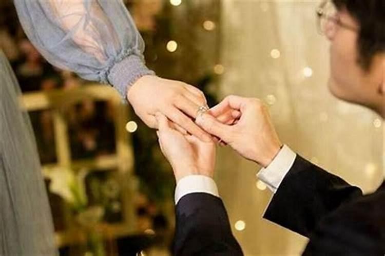 夫妻生辰八字不和都属火,怎么破解