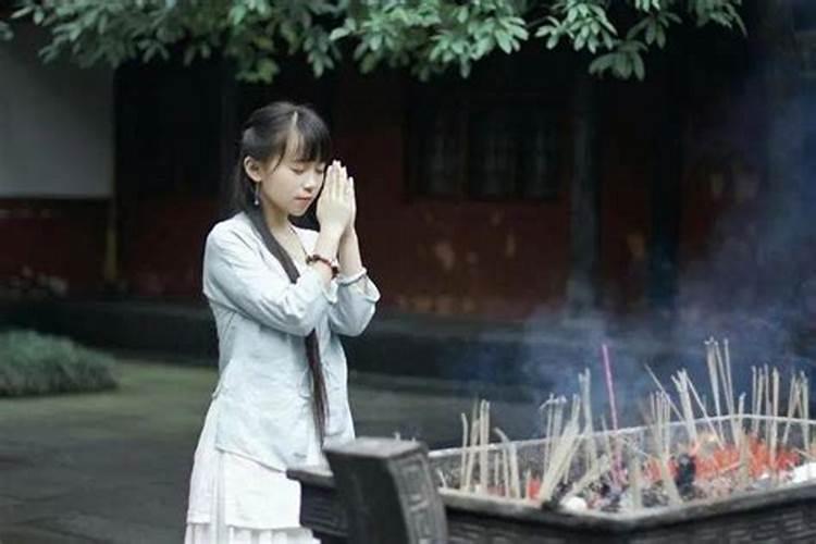 为什么说女人不能去祭祖坟