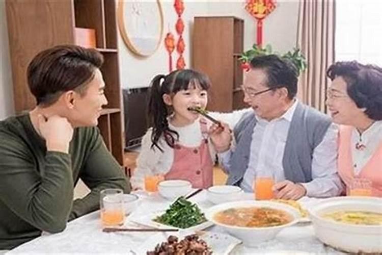女人梦见已婚的妹妹来家里做客