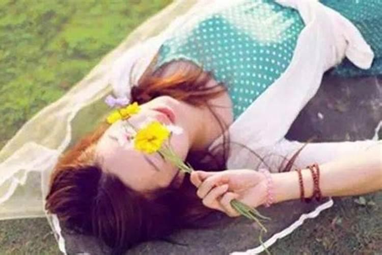 继杨幂、赵丽颖后,杨颖也官宣离婚,“85”花为何婚姻不顺？