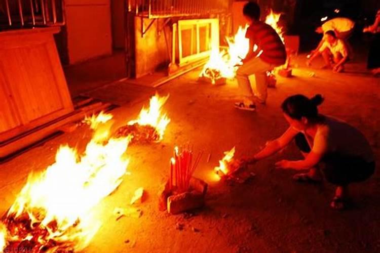81年鸡人40岁财运,40岁属鸡人的一生宿命