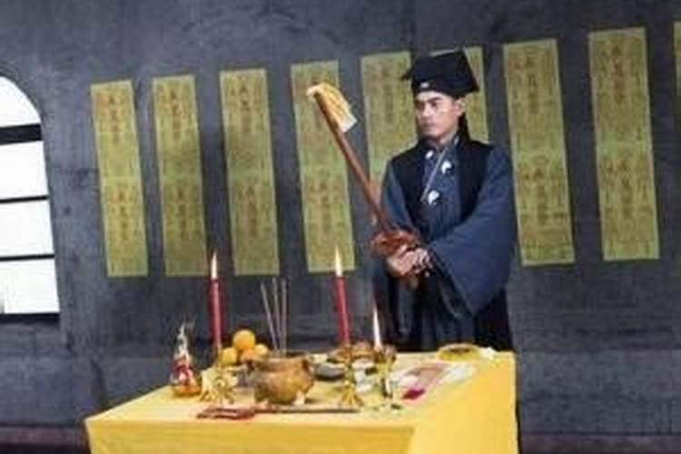 茅山道士真的这么厉害吗？还有,茅山是什么地方？