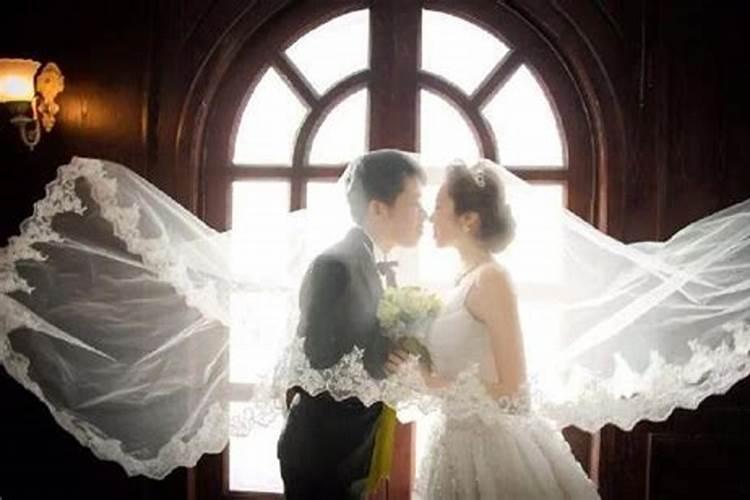 看生辰八字看婚姻超准,生辰八字测姻缘