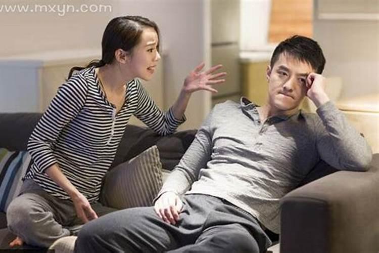 梦见和老婆吵架摔东西是什么意思？