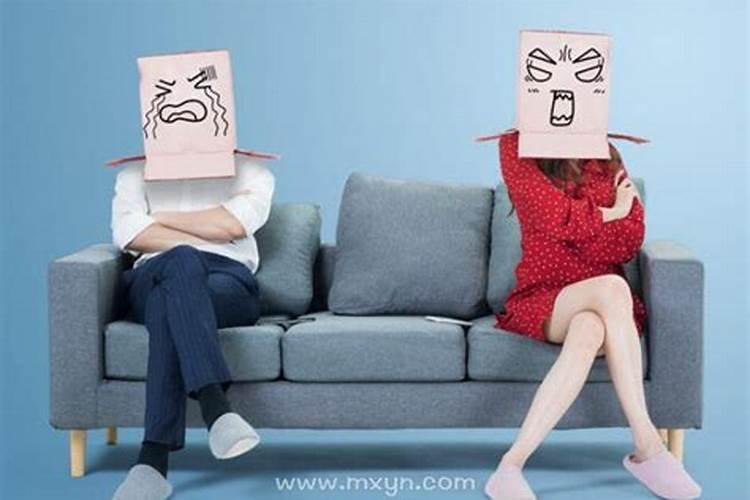 梦见和老婆吵架摔东西是什么意思