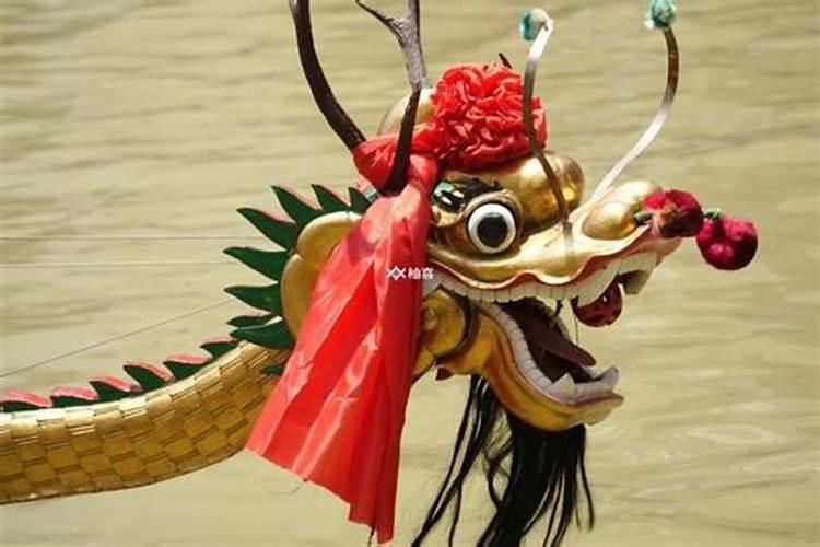 梦见龙在水里游预示着什么
