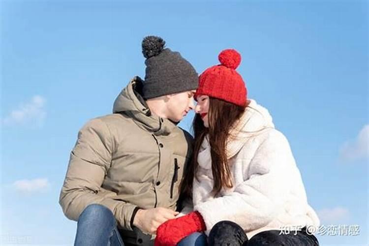 梦见别人和自己的老婆很暧昧的预兆