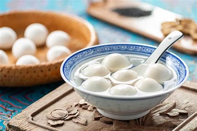 都说:冬至吃汤圆,就会大一岁。那我不吃,是不是就不会大一岁了？