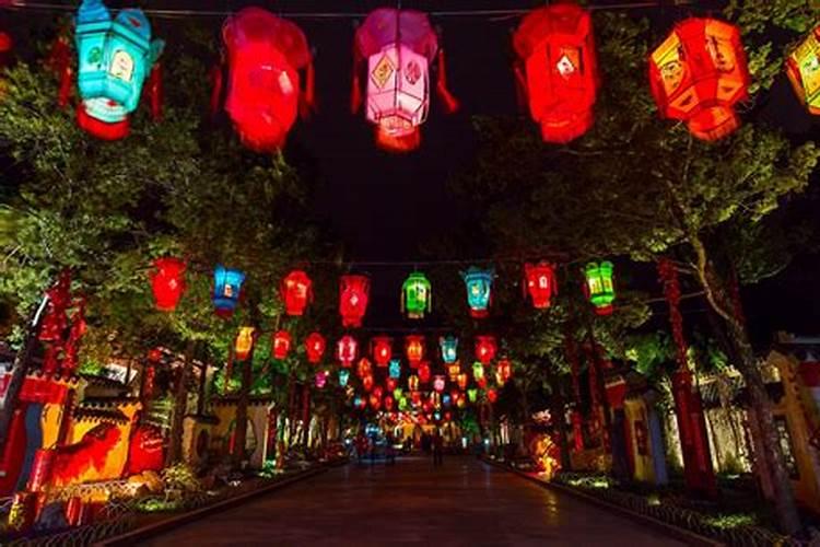 元宵节是中国哪些地区的传统节日