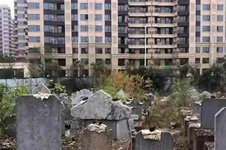 看坟地记住一句口诀 找坟墓最简单的方法