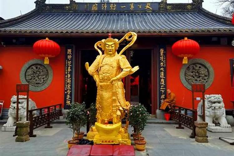 邯郸那里财神庙人气高