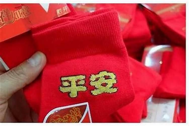女的本命年穿几件红色 本命年穿红色有什么讲究？