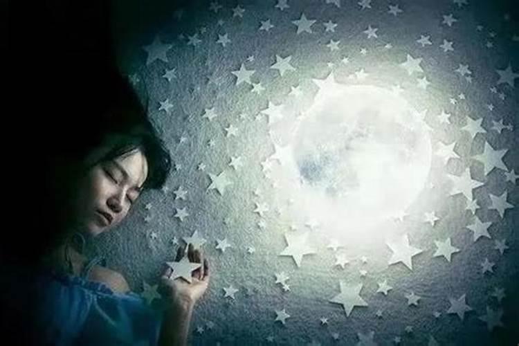 昨晚梦见还活着的人,认为他死了魂魄来我这里了,吓的我啊