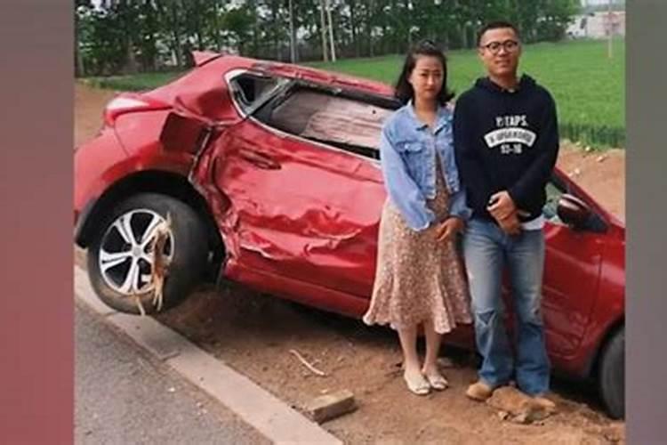 梦见坐朋友的车出了车祸人没事的预兆