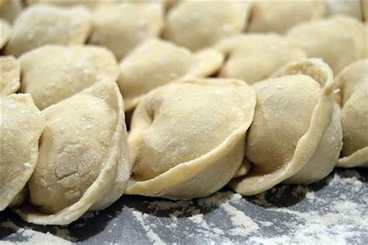 梦见自己吃饺子是什么意思