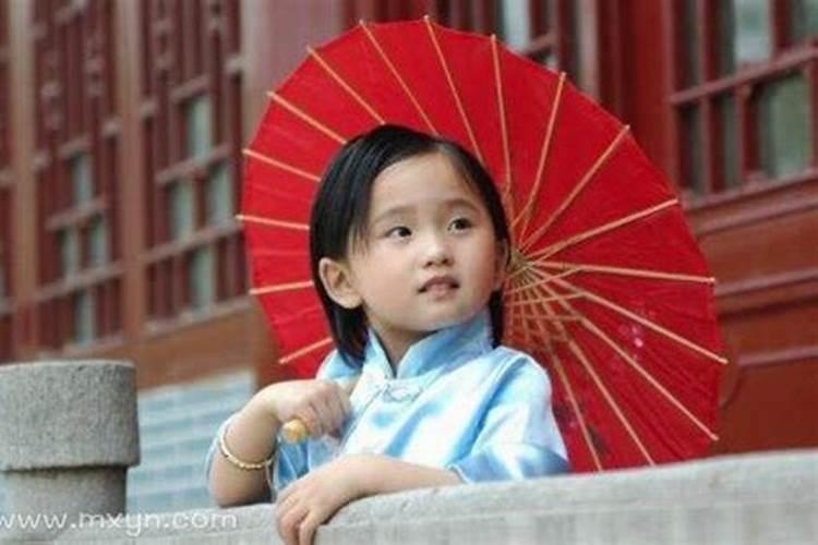 梦到上年纪的妈妈生孩子