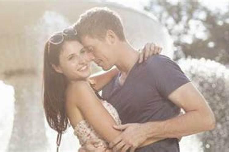 我梦见我老婆和别的男人睡在一起是什么征兆
