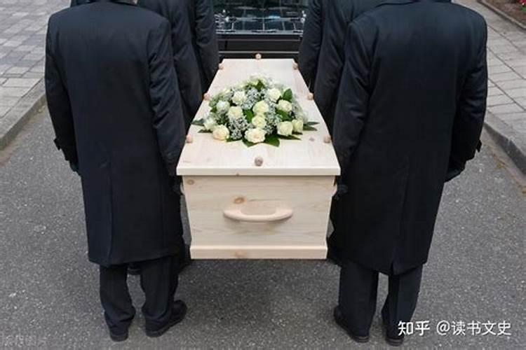 梦见棺材和死人说话的预兆