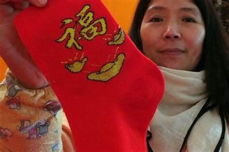 灵棚和吃饭地方相差很远本命年的可以去吃饭吗？